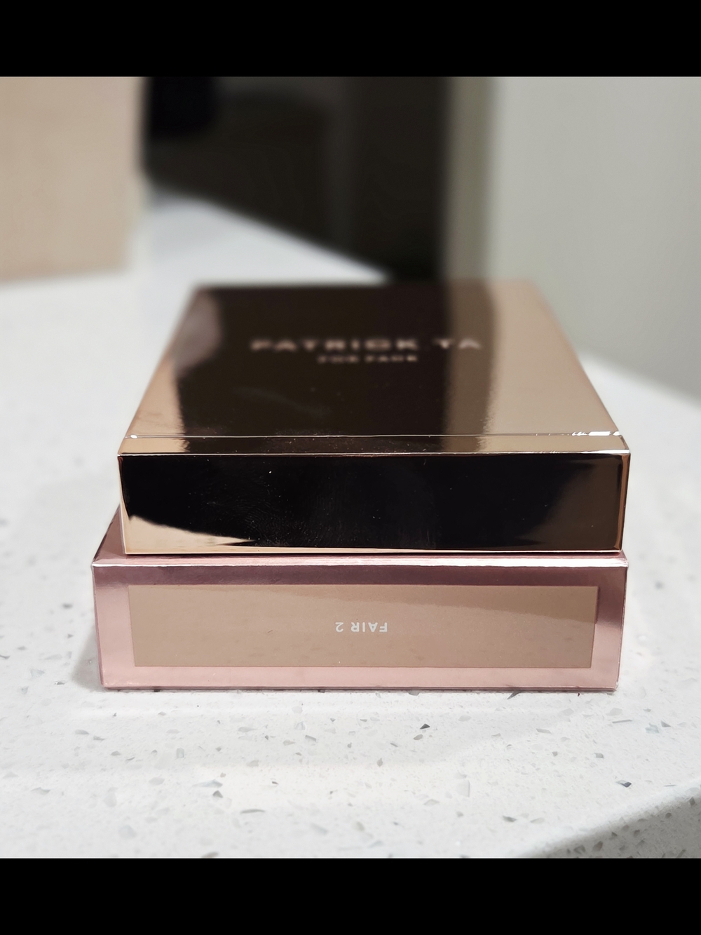 PATRICK TA For Face Foundation Compact~FAIR 2 - Picture 4 of 4